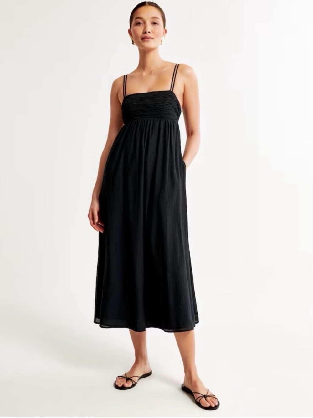 Abercrombie & Fitch Crinkle Textured Maxi Dress in Black Size Medium